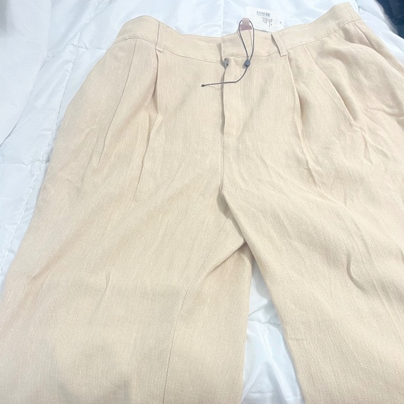 Cinq à Sept Arlene Linen-Cotton Straight Pants - Picture 4 of 4